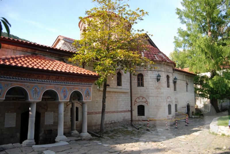 Екскурзия до Кръстова гора и Бачковски манастир снимка 1