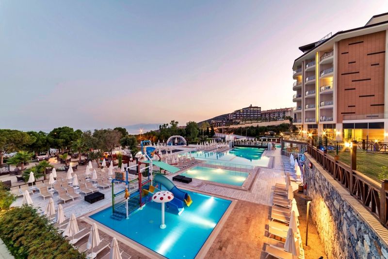 Кушадъсъ, Ramada Resort Kusadasi & Golf  5* снимка 2