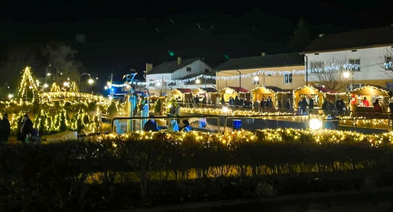 Екскурзия до коледното село Чавдар снимка 3