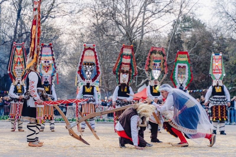 КУКЕРЛАНДИЯ В ЯМБОЛ снимка 2